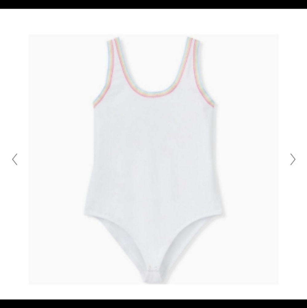 NWT TORRID SIZE 5 WHITE & RAINBOW RINGER FOXY BODYSUIT.